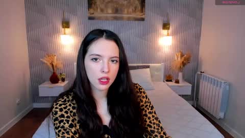 Elise online show from March 2026 01:43:02 AM