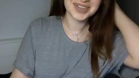 Snapshot of elizabet_18 chatting on February 2025 09:17:01 PM Elizabet 18 online show from February 2025 09:17:01 PM