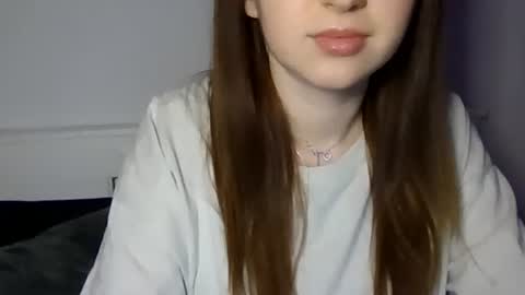 Snapshot of elizabet_18 chatting on February 2025 12:15:01 AM Elizabet 18 online show from February 2025 12:15:01 AM