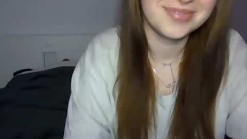 Snapshot of elizabet_18 chatting on February 2025 10:52:02 PM Elizabet 18 online show from February 2025 10:52:02 PM