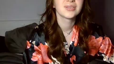 Snapshot of elizabet_18 chatting on February 2025 11:05:01 PM Elizabet 18 online show from February 2025 11:05:01 PM