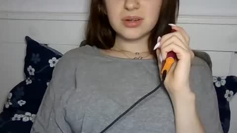 Snapshot of elizabet_18 chatting on February 2025 07:30:01 PM Elizabet 18 online show from February 2025 07:30:01 PM