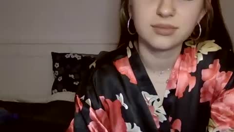 Snapshot of elizabet_18 chatting on February 2025 10:04:02 PM Elizabet 18 online show from February 2025 10:04:02 PM