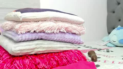 ELIZA online show from April 2026 03:28:01 AM