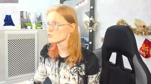 Snapshot of elizabeth_harpper chatting on January 2025 02:44:01 PM Elizabeth online show from January 2025 02:44:01 PM