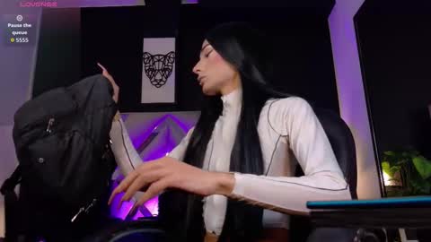 Snapshot of elizabeth_jones_01 chatting on February 2026 02:09:01 PM Eli online show from February 2026 02:09:01 PM