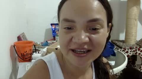 Elizabeth Martinez  online show from April 2026 03:53:01 PM