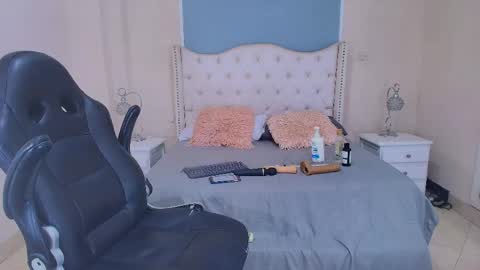 Snapshot of elizabeth_santos1 chatting on May 2026 12:07:01 AM Elizabeth online show from May 2026 12:07:01 AM