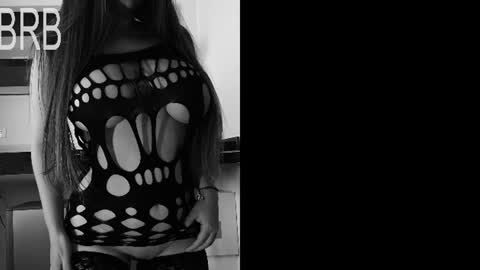 Snapshot of elizabethliones01 chatting on July 2026 09:13:01 PM instgram aly leiv17 ---- Im model-independent online show from July 2026 09:13:01 PM