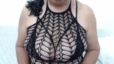 ElizabethMiler online show from June 2026 04:07:02 PM