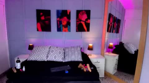  Elizabeth online show from October 2025 10:47:02 PM