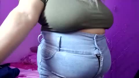 Elizabeth online show from November 2025 12:05:02 PM