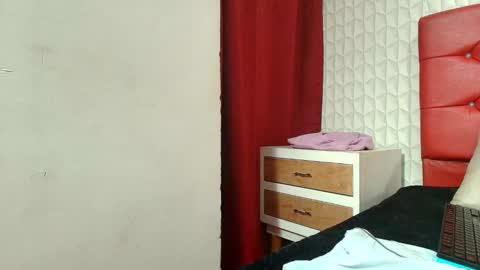 Snapshot of elizabetth_roman chatting on February 2026 06:09:01 AM elizabetth_roman online show from February 2026 06:09:01 AM