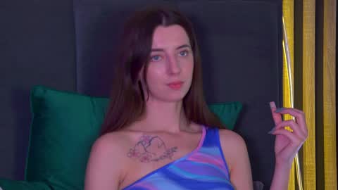 Elizabet online show from January 2025 11:21:02 AM