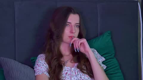 Elizabet online show from January 2025 09:32:01 PM