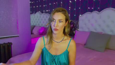 Snapshot of elizamayers chatting on February 2025 10:20:01 PM Linda online show from February 2025 10:20:01 PM