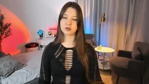 Eliza online show from March 2026 01:19:02 PM