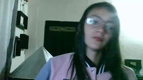 Snapshot of elizka_00 chatting on April 2026 03:43:02 AM elizka 00 online show from April 2026 03:43:02 AM