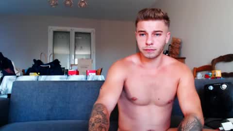 elkafit28 online show from June 2026 07:03:02 PM