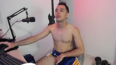 Snapshot of elkin_clark chatting on February 2026 03:12:01 PM Elkin Clark online show from February 2026 03:12:01 PM