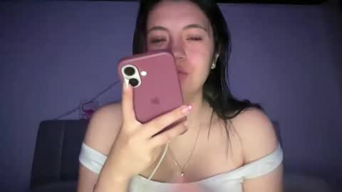 Ella  online show from May 2026 06:22:02 AM