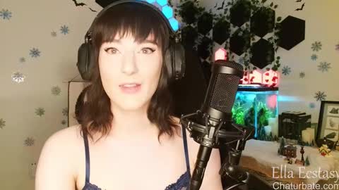 Ella Ecstasy online show from January 2025 02:00:02 AM