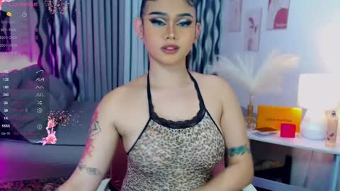 HI ITS ME ELLA online show from January 2025 06:06:02 AM