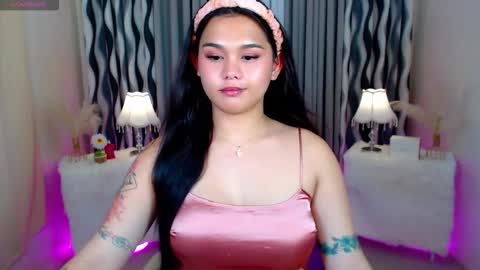 HI ITS ME ELLA online show from September 2025 12:09:01 PM