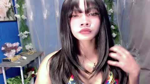 Snapshot of ella_fuma chatting on October 2025 10:58:01 PM Ella online show from October 2025 10:58:01 PM