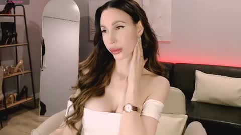 Snapshot of ella_sea chatting on June 2026 05:51:02 AM Ella online show from June 2026 05:51:02 AM