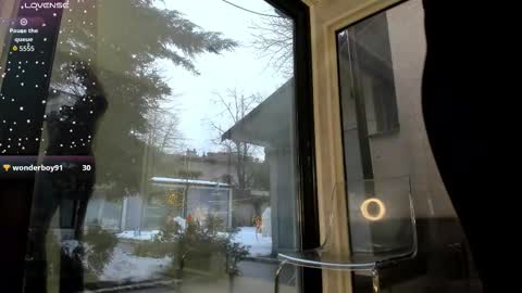 ella_vee online show from February 2026 05:39:02 AM