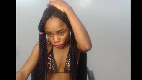 ella online show from October 2025 05:06:02 AM