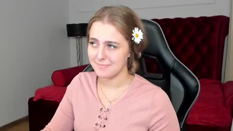 EllaBells online show from June 2026 11:14:02 AM