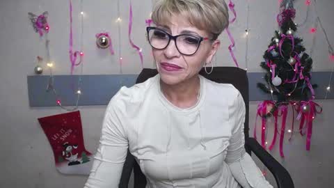 EllaBonito online show from January 2025 09:30:02 AM