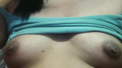 Snapshot of ellah_morena chatting on February 2025 06:56:02 PM Ellah online show from February 2025 06:56:02 PM