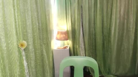 Snapshot of ellah_morena chatting on February 2025 04:44:02 AM Ellah online show from February 2025 04:44:02 AM