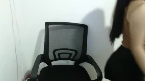 Ellah online show from October 2025 10:14:02 AM