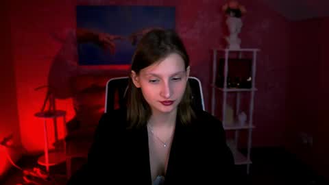 Ella online show from April 2026 06:03:01 PM