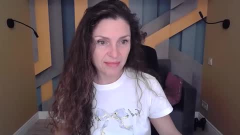 EllaLongs online show from October 2025 11:31:02 AM