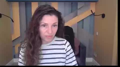 EllaLongs online show from November 2025 12:39:02 PM