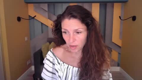EllaLongs online show from July 2026 11:23:01 AM