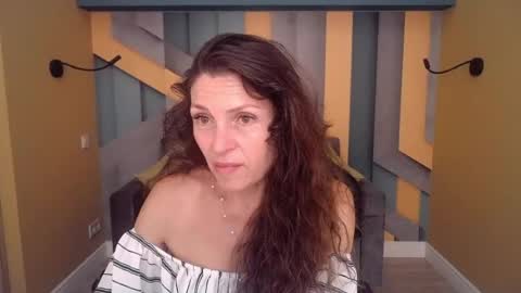 EllaLongs online show from July 2026 11:25:02 AM