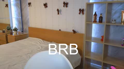 ellamilla online show from December 2024 11:50:02 AM