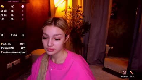 ellamilla online show from January 2025 05:56:01 AM