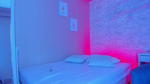 Ella online show from February 2025 03:35:01 AM