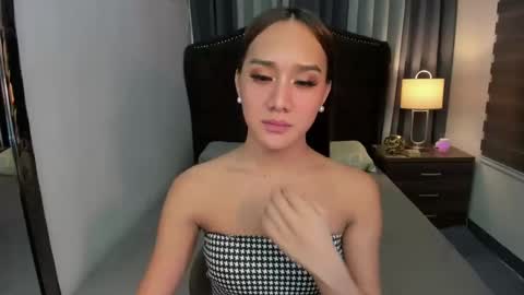 Snapshot of ellats_18 chatting on February 2025 06:18:02 AM Sophia online show from February 2025 06:18:02 AM