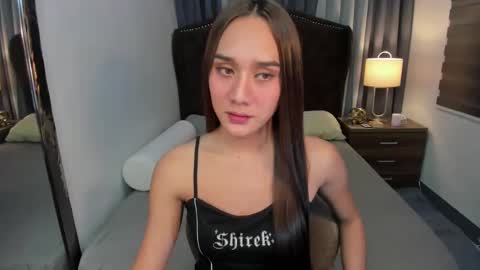 Snapshot of ellats_18 chatting on February 2025 07:33:02 AM Sophia online show from February 2025 07:33:02 AM