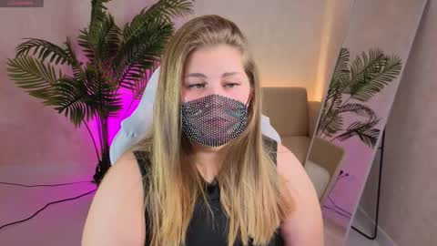 Scarlet online show from October 2025 08:24:02 AM