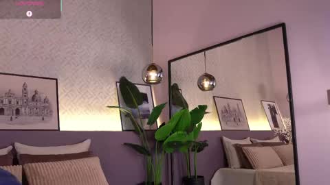 Elle Diane online show from March 2026 10:57:02 PM