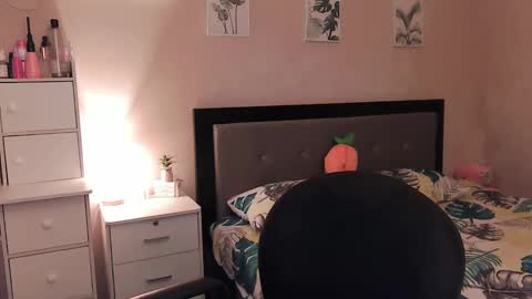 Ann online show from December 2024 04:56:01 AM